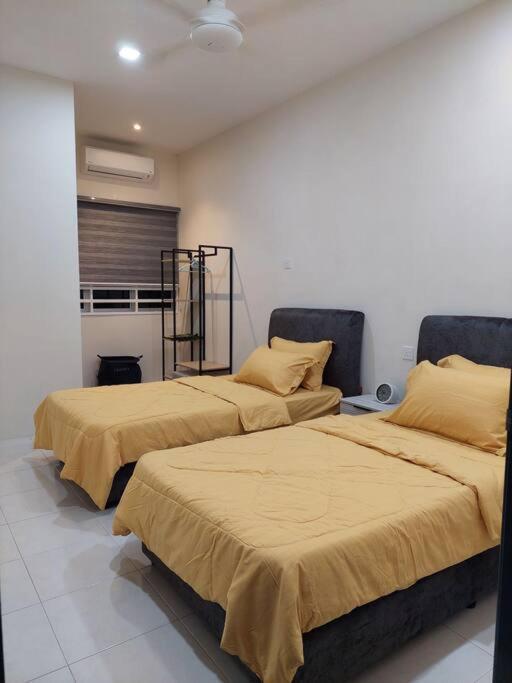 Yong Guesthouse Куала Кангсар Екстериор снимка