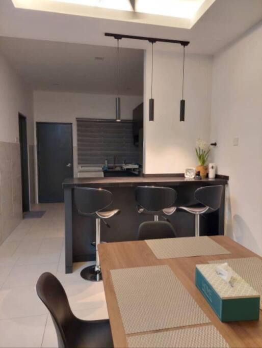 Yong Guesthouse Куала Кангсар Екстериор снимка
